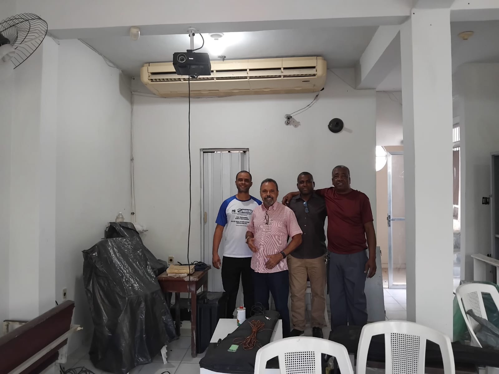 Futura base missionária da nossa ONG PROMIREMA, Bairro Porto Velho, São Gonçalo.